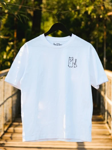 Front view man's white t-shirt, drop sleeves, 100% organic cotton, Bun&Beary