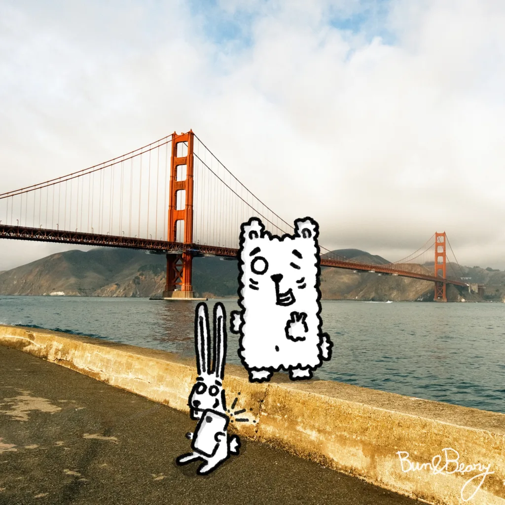 Bun&Beary in front of the San Francisco's Golden Gate bridge